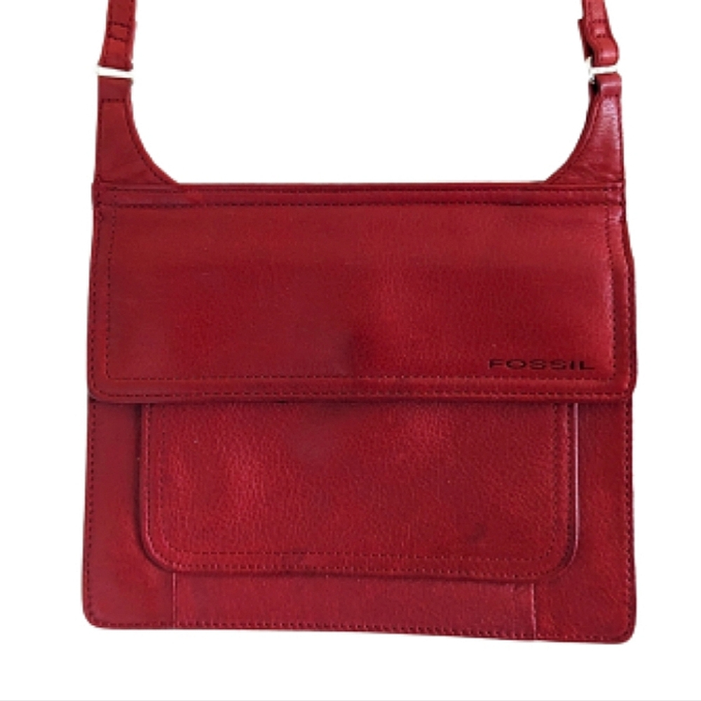Fossil Red Leather Crossbody Bag with Adjustable Strap